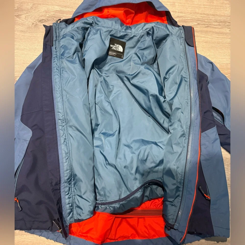 The North Face Mens 3-1 Ski/ Snowboard Shell with Zip In Puffer Jacket - Picture 8 of 13